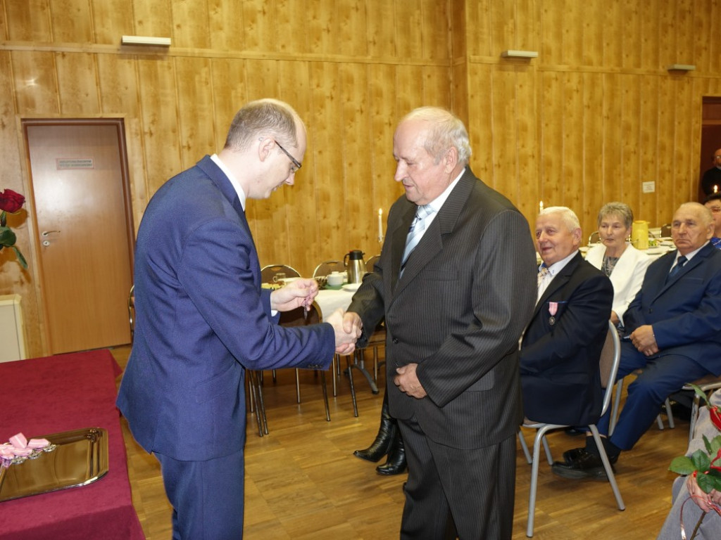 Pary małżeńskie na medal - jubileusze w Strykowie