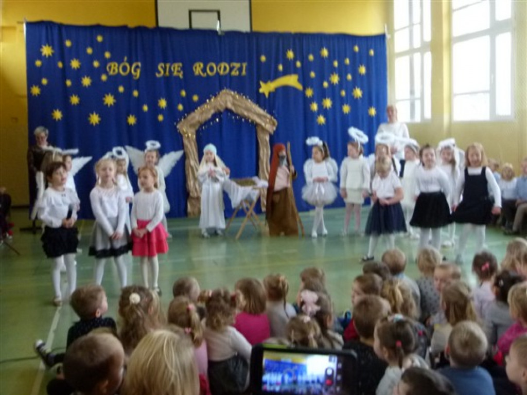 Najpiękniejsze kolędy na jasełkach w Domaniewicach