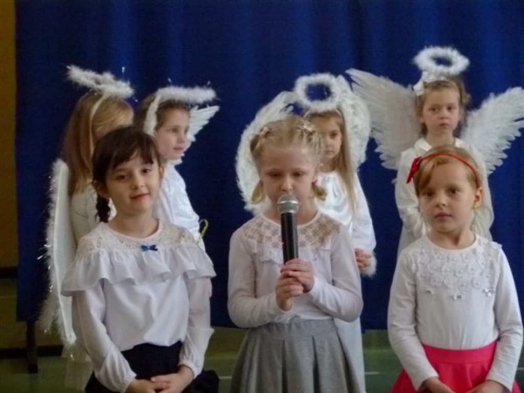 Najpiękniejsze kolędy na jasełkach w Domaniewicach