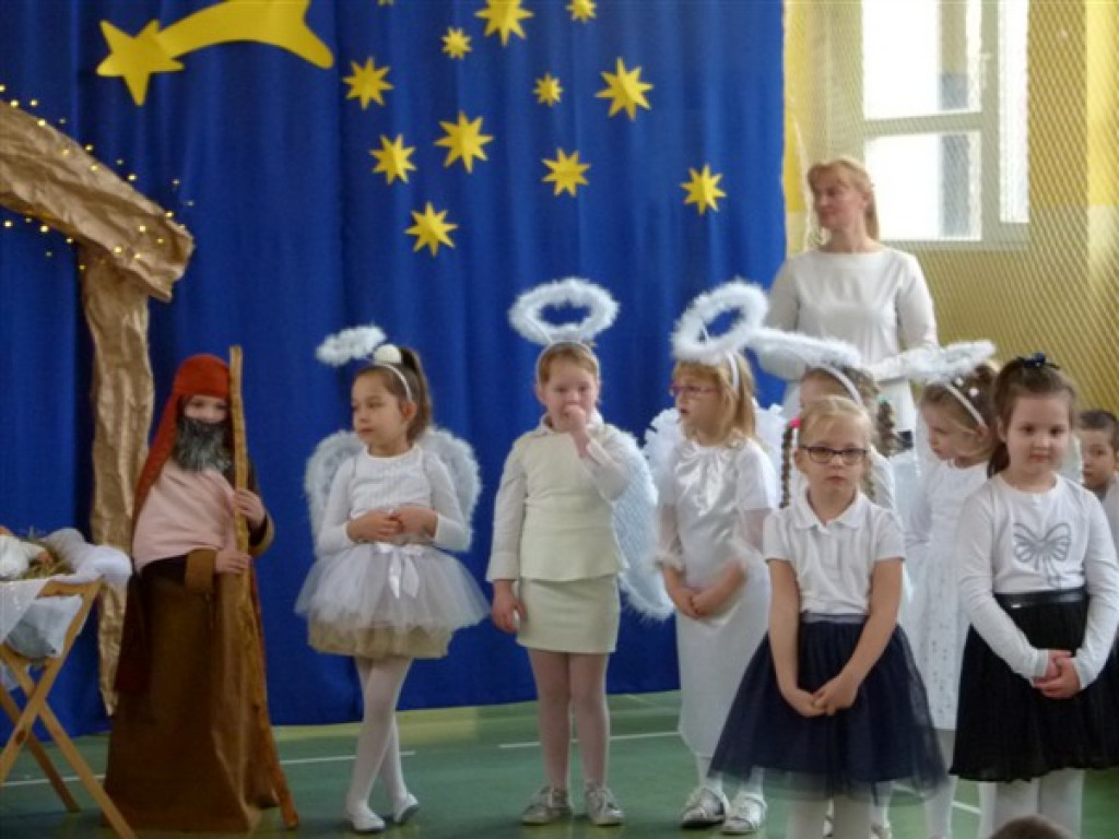 Najpiękniejsze kolędy na jasełkach w Domaniewicach