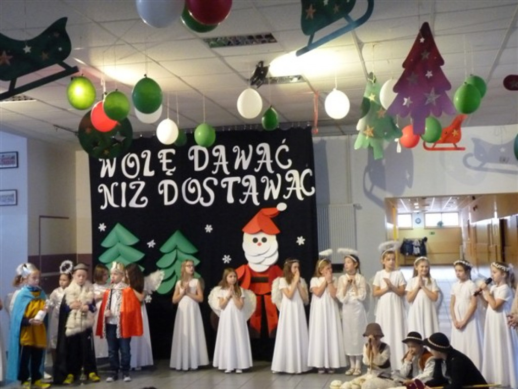 Głowno: Uczniowie SP nr 2 wolą dawać niż dostawać