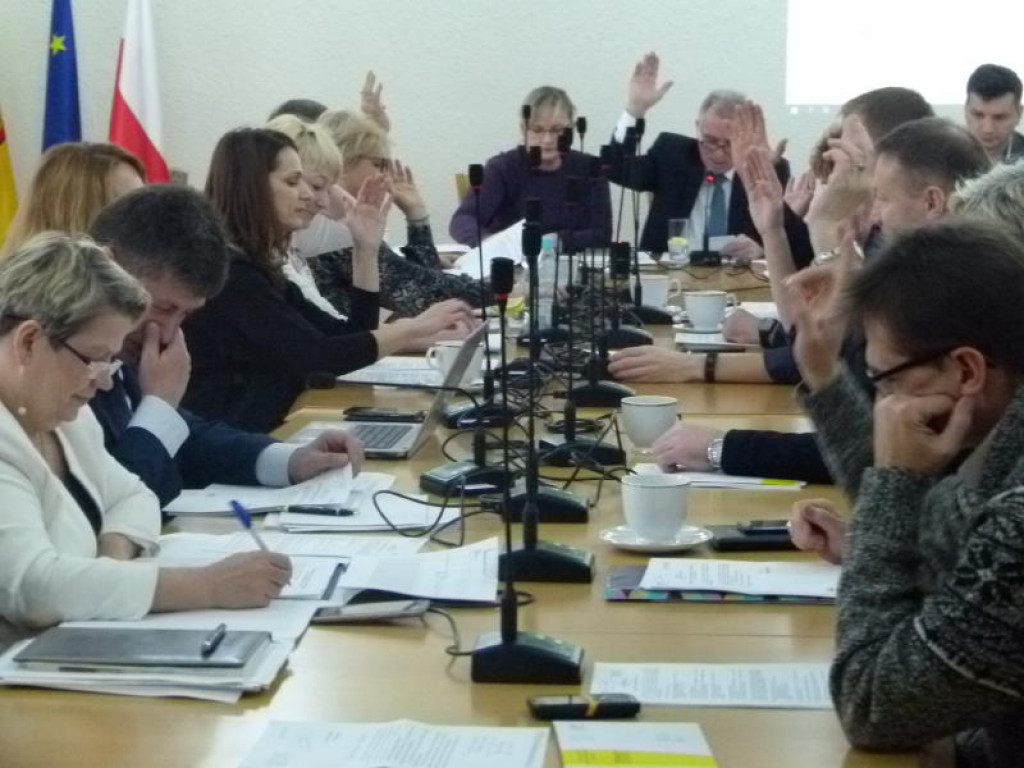 Nowy punkt na mapie Głowna - skwer Niepodległości