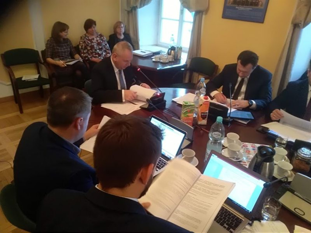 Radni bez sprzeciwu przyjęli budżet Łowicza na 2019 rok