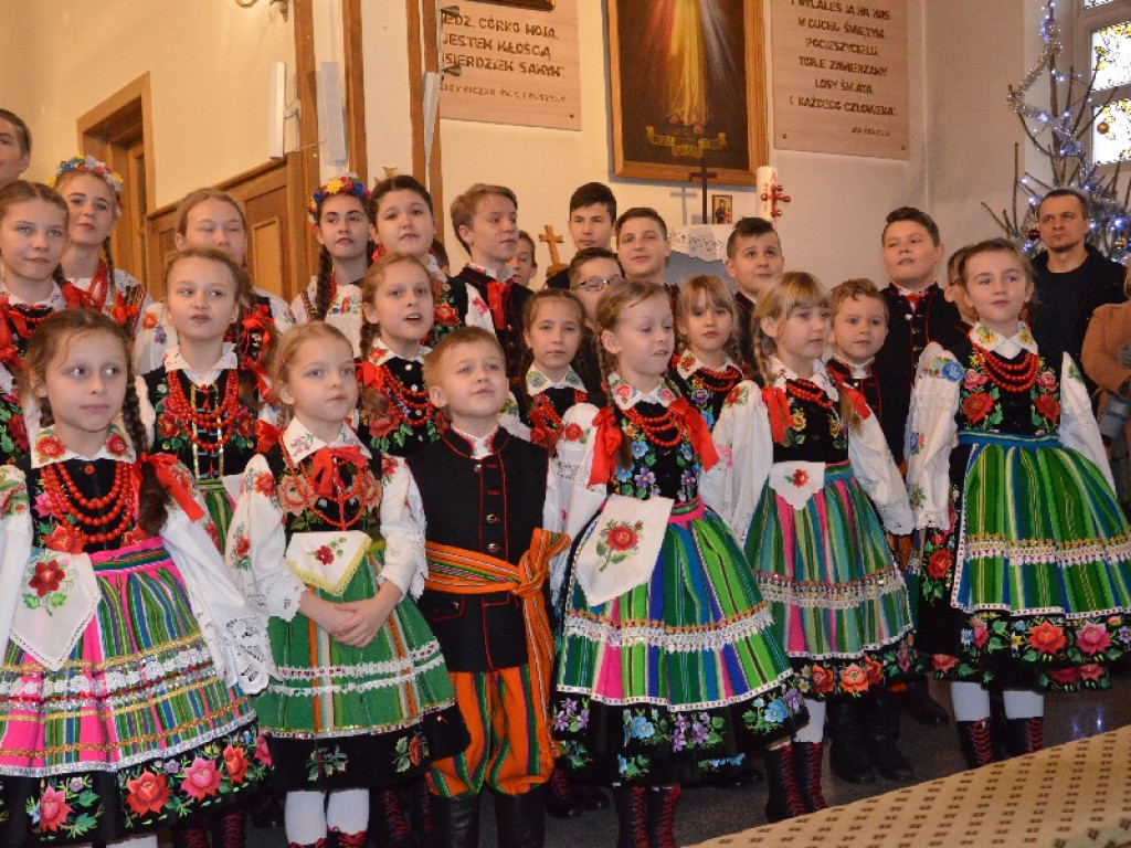 Koderki wyśpiewały radość z narodzenia Jezusa