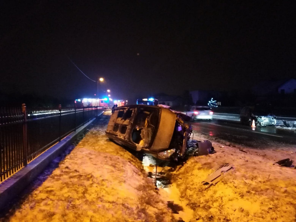 Wypadek i kolizja na drodze do Kiernozi