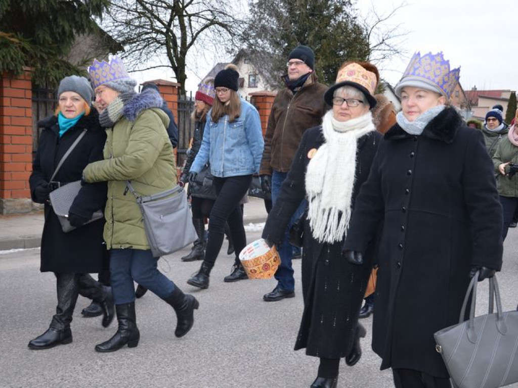 Orszak Trzech Króli przeszedł ulicami Łowicza [zdjęcia i filmy]