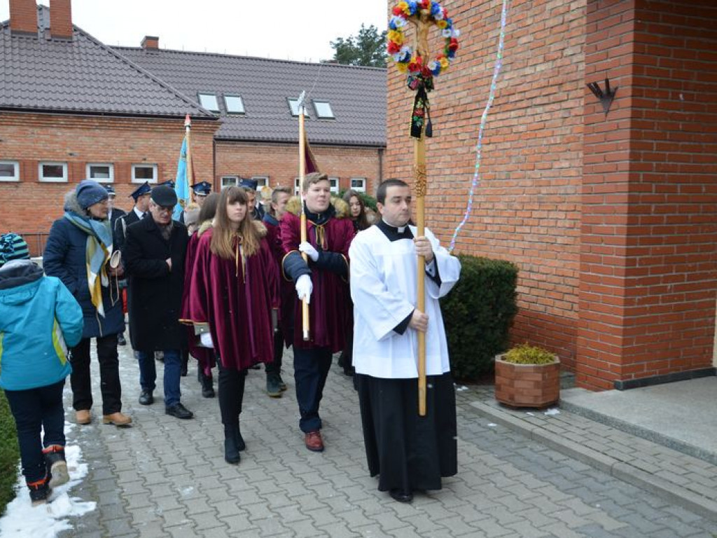 Orszak Trzech Króli przeszedł ulicami Łowicza [zdjęcia i filmy]