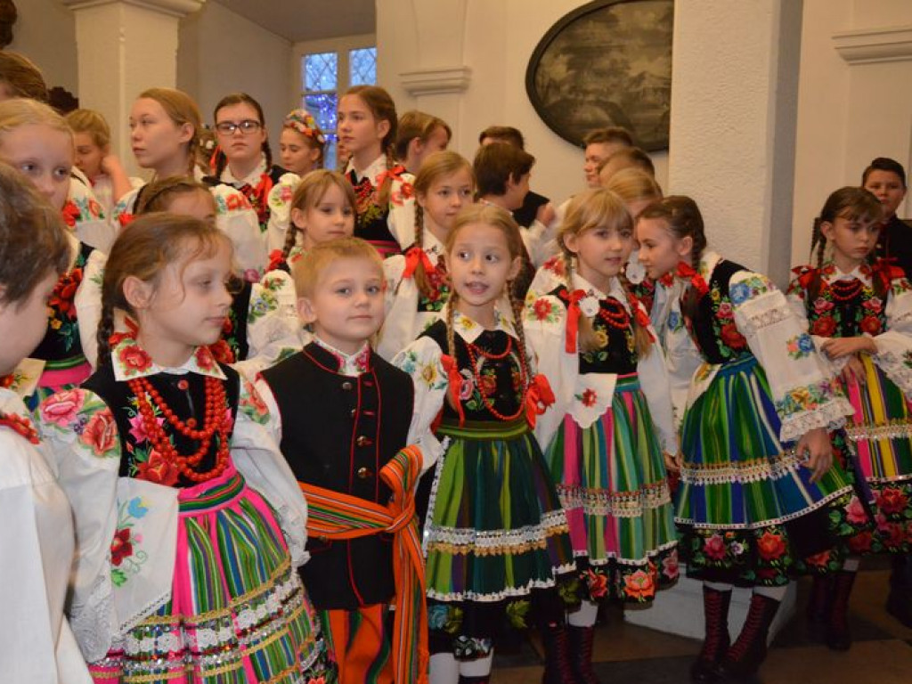 Koderki zaśpiewały kolędy [zdjęcia i filmy]