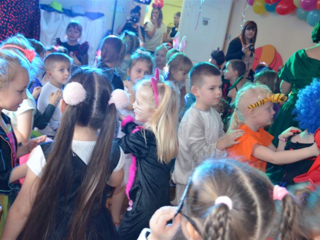 Bal karnawałowy w przedszkolu na Starzyńskiego