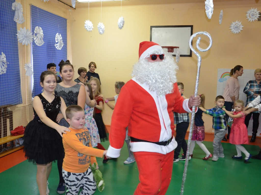 Zabawa z Mikołajem w Gągolinie