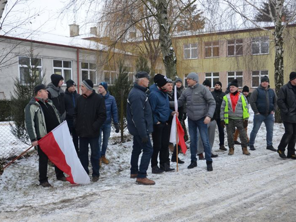 Protest hodowców trzody. Rolnicy jadą do starosty
