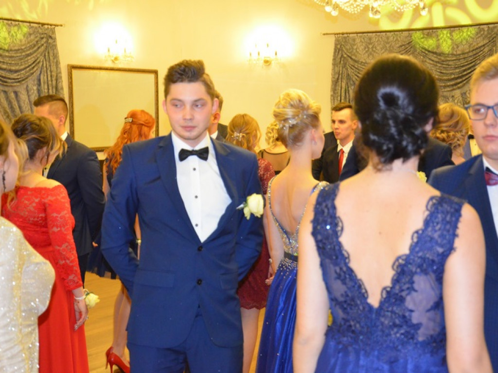 Trwa studniówka ZSP nr 3 w Łowiczu