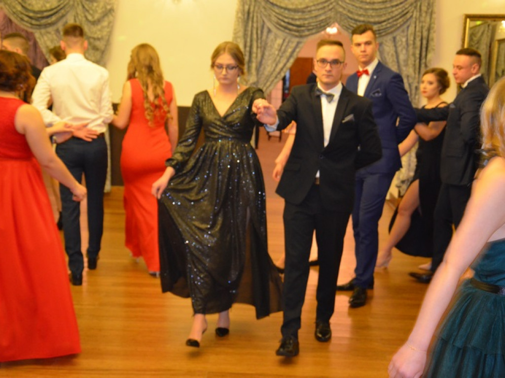 Trwa studniówka ZSP nr 3 w Łowiczu