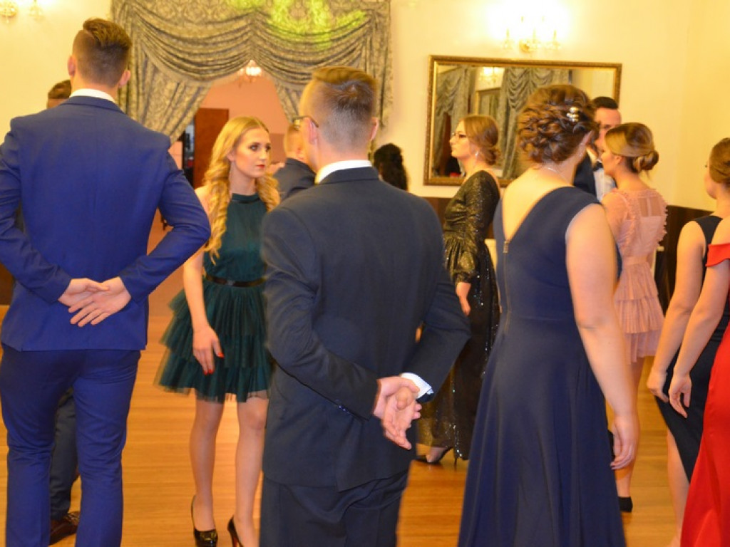 Trwa studniówka ZSP nr 3 w Łowiczu