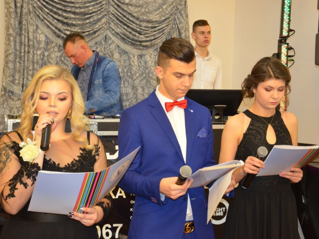 Trwa studniówka ZSP nr 3 w Łowiczu