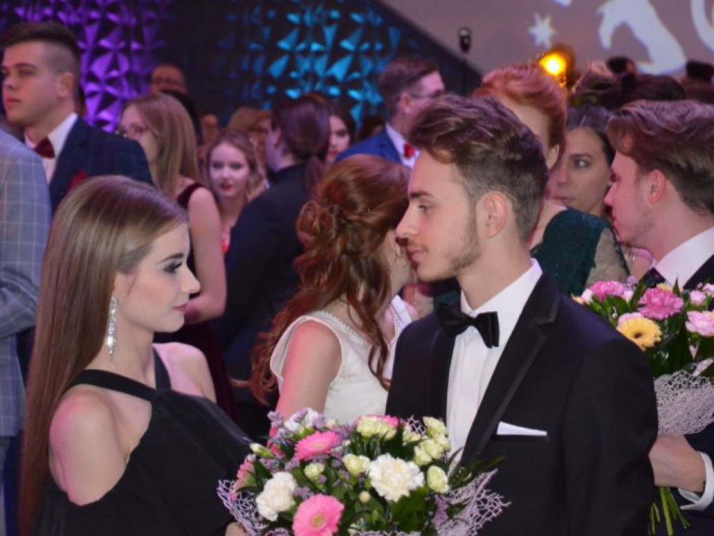 Studniówka łowickiego 