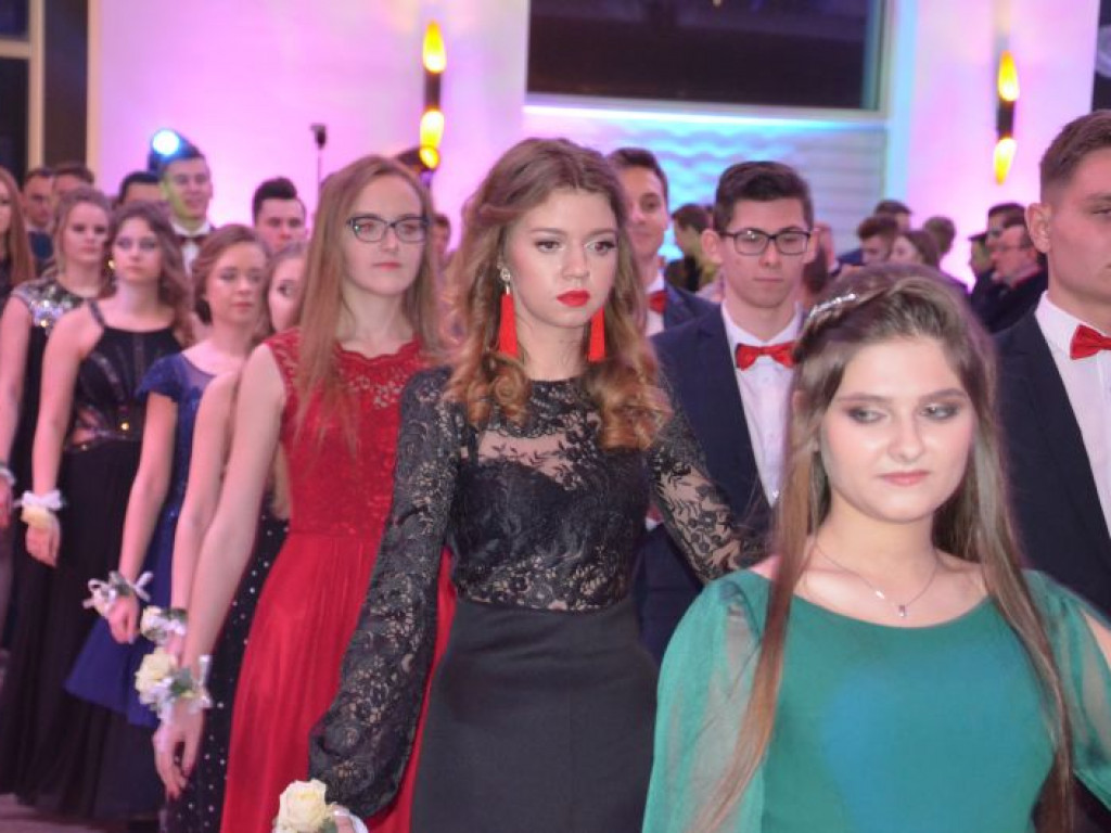 Studniówka łowickiego 