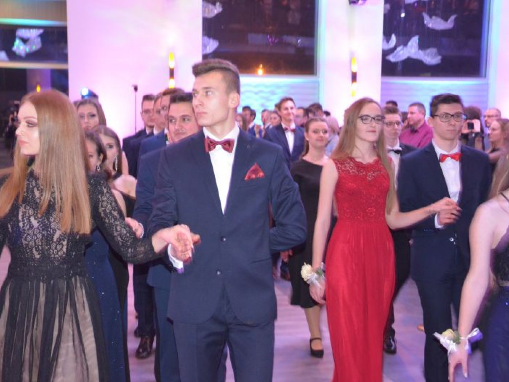 Studniówka łowickiego 