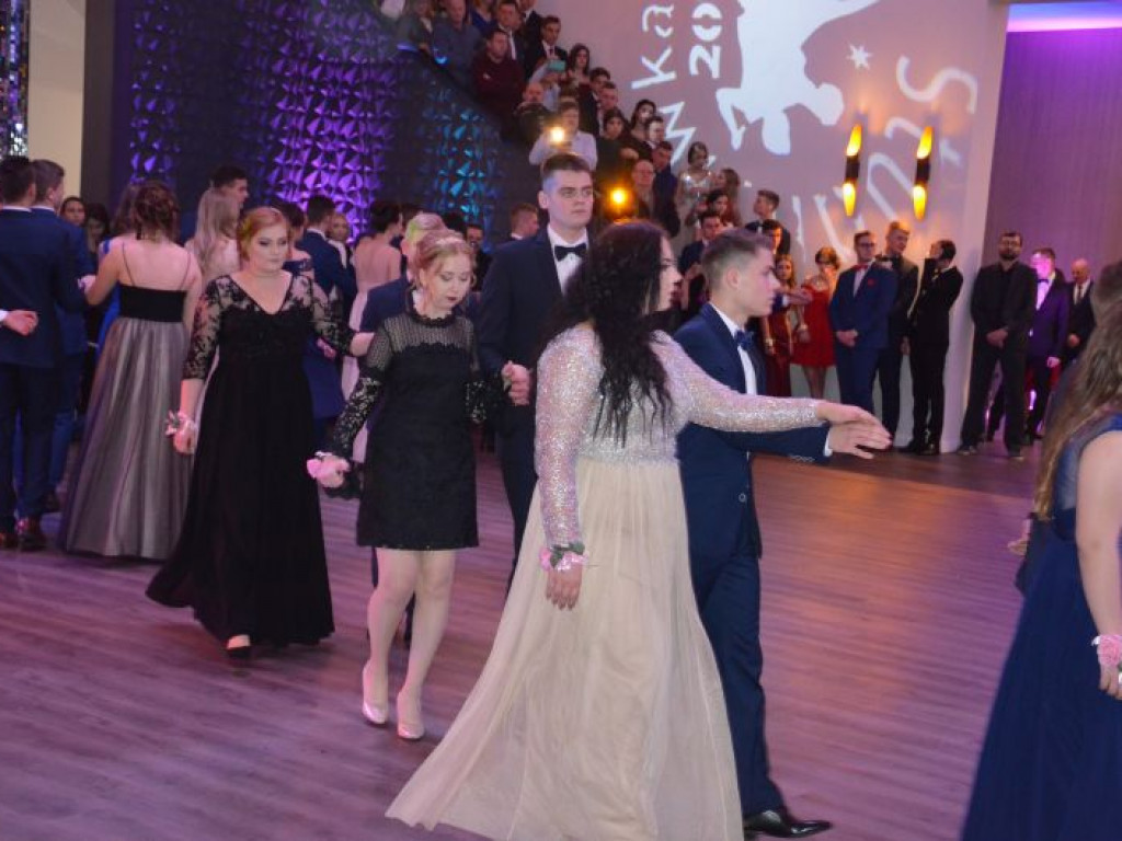 Studniówka łowickiego 