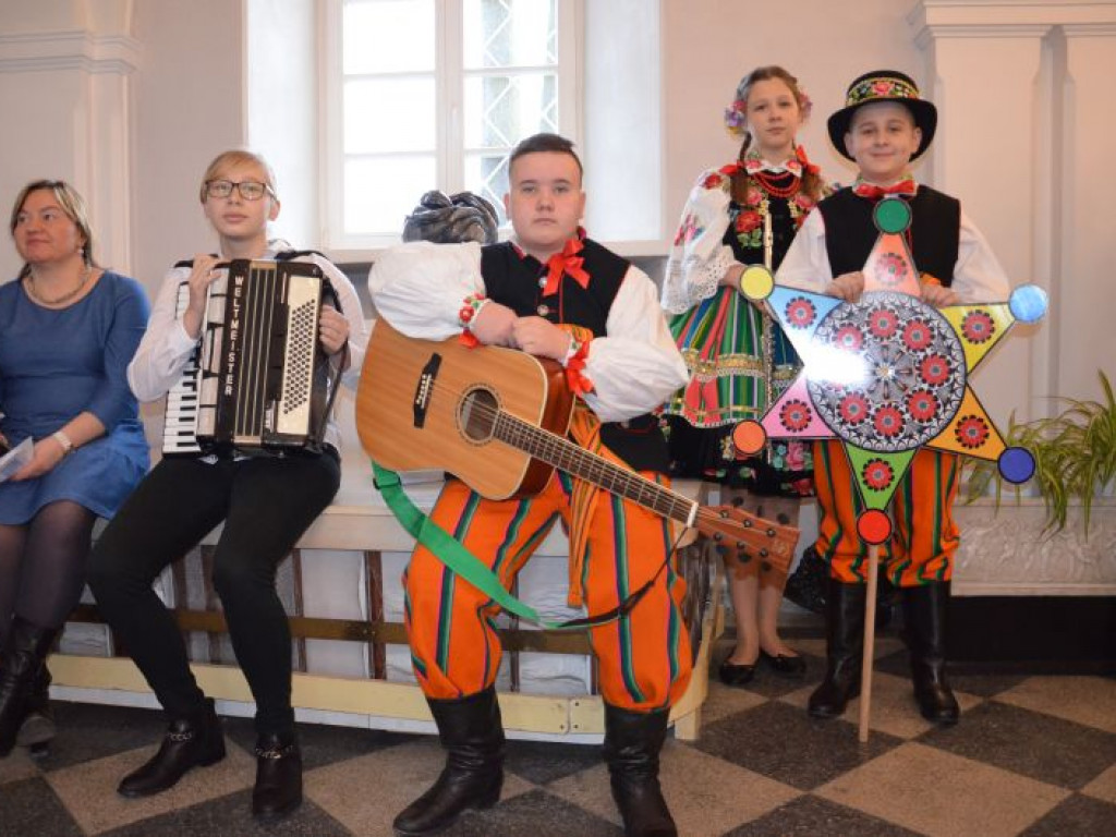 W muzeum świąteczny koncert szkoły muzycznej ze zbiórką WOŚP