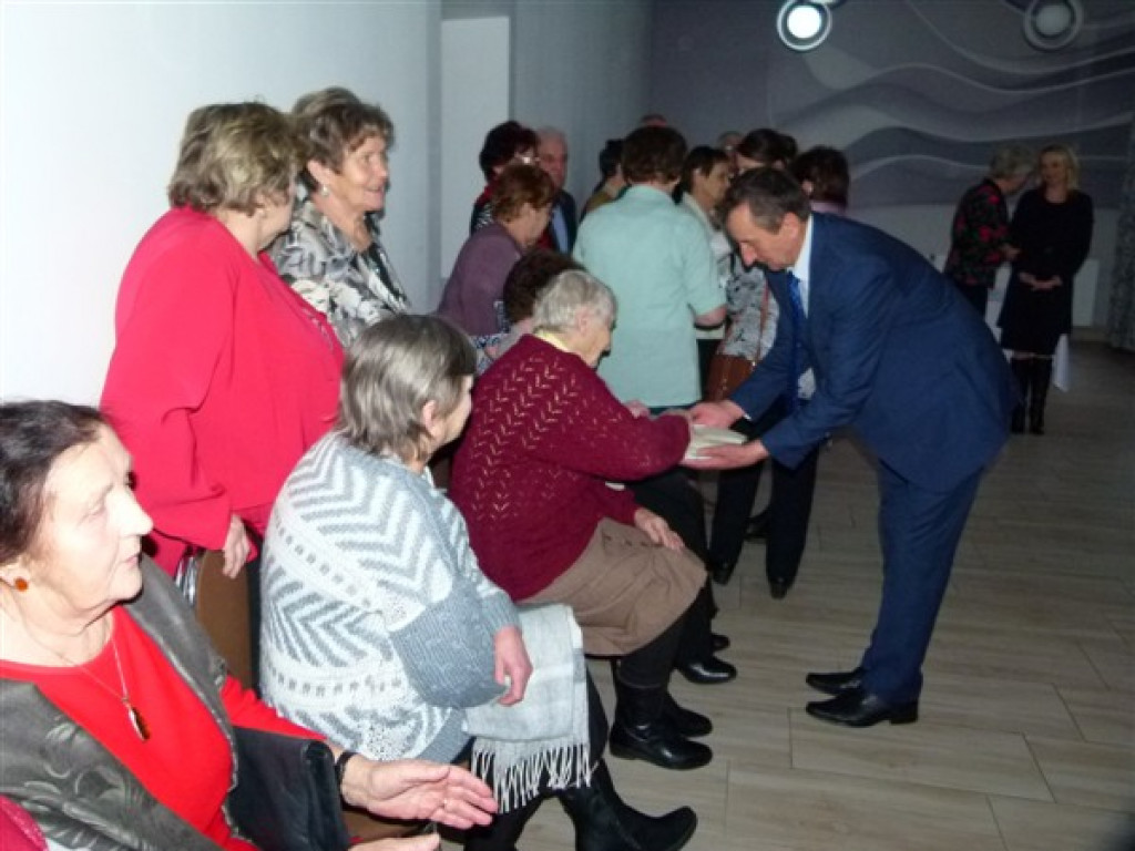 Wigilijne spotkanie seniorów w Ossem