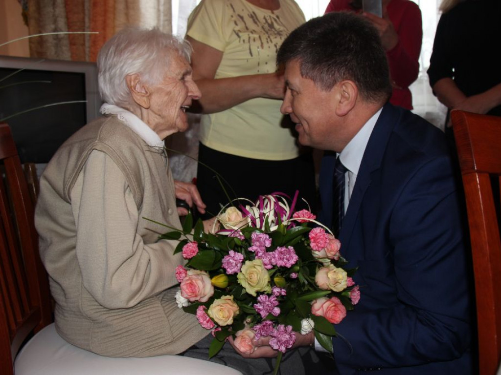 Sto lat to za mało! - setne urodziny Janiny Sasin