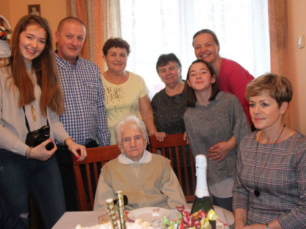Sto lat to za mało! - setne urodziny Janiny Sasin