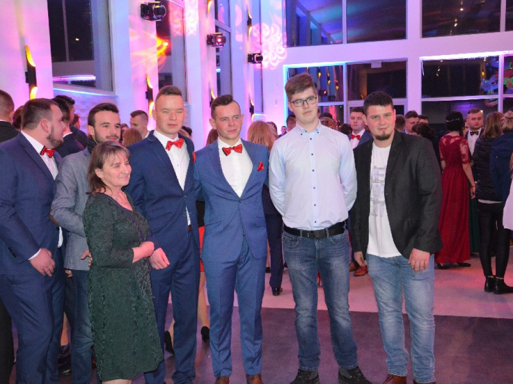 Największa studniówka - uczniów z Blichu w 