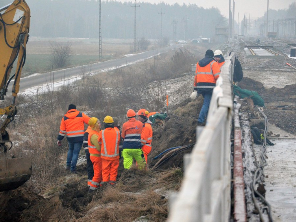 Rozpoczęła się rozbiórka połowy tunelu nad Zwierzyńcem