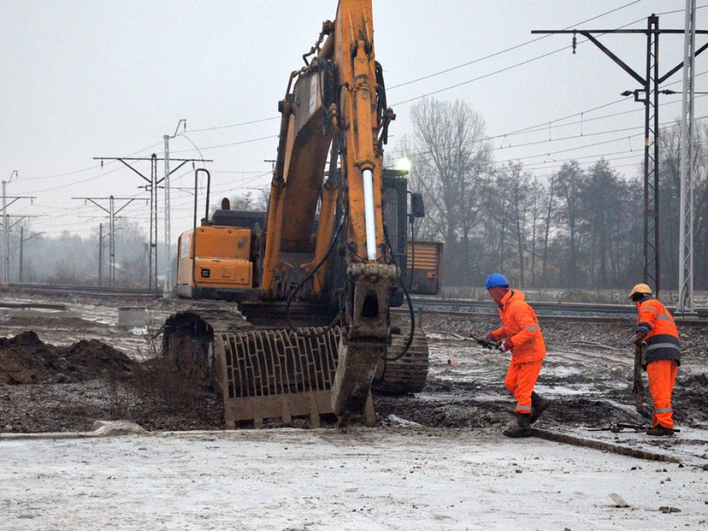 Rozpoczęła się rozbiórka połowy tunelu nad Zwierzyńcem