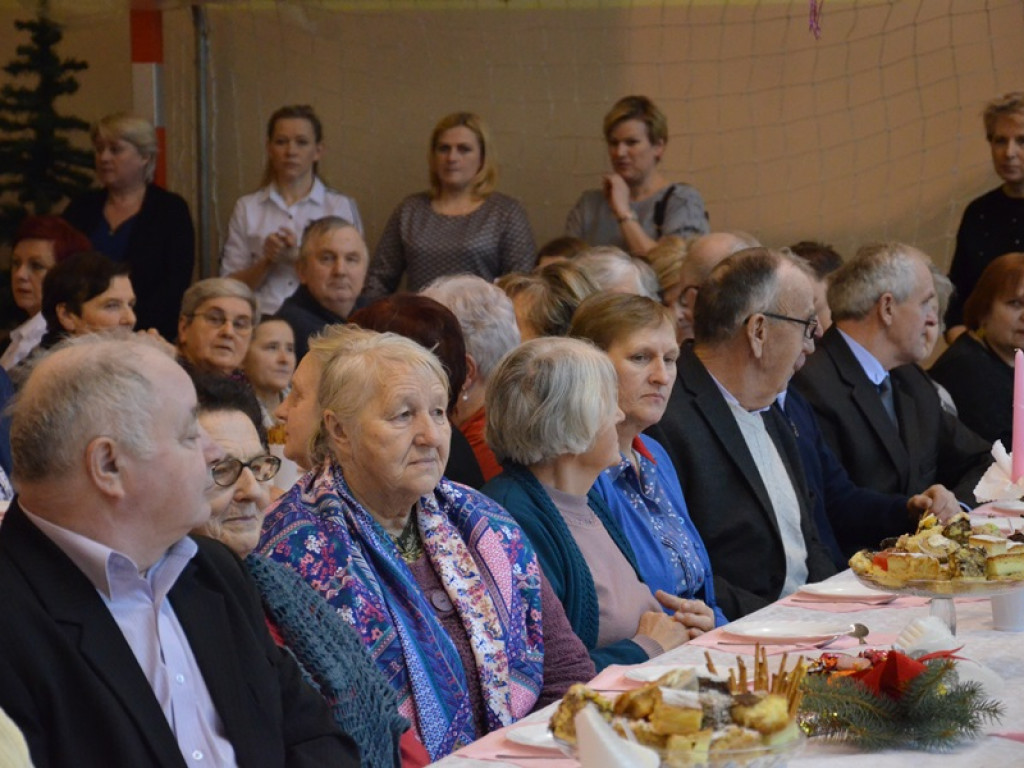 Dzień Babci i Dziadka w Dąbkowicach