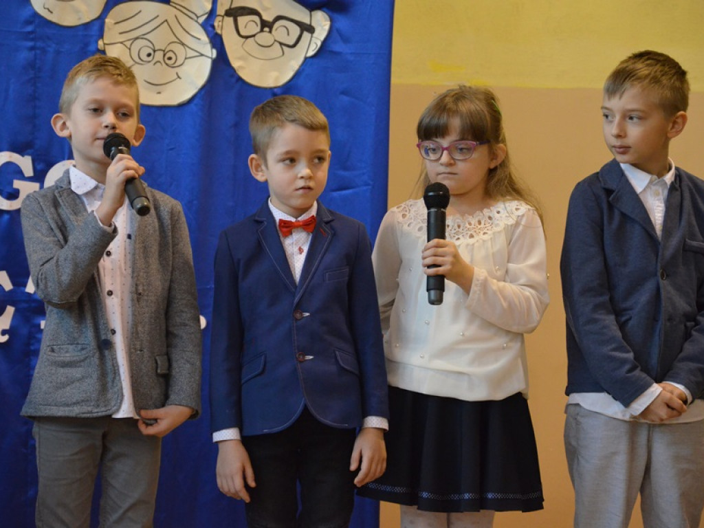 Dzień Babci i Dziadka w Dąbkowicach