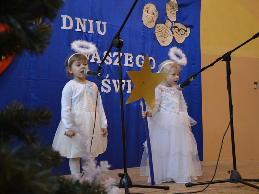Dzień Babci i Dziadka w Dąbkowicach