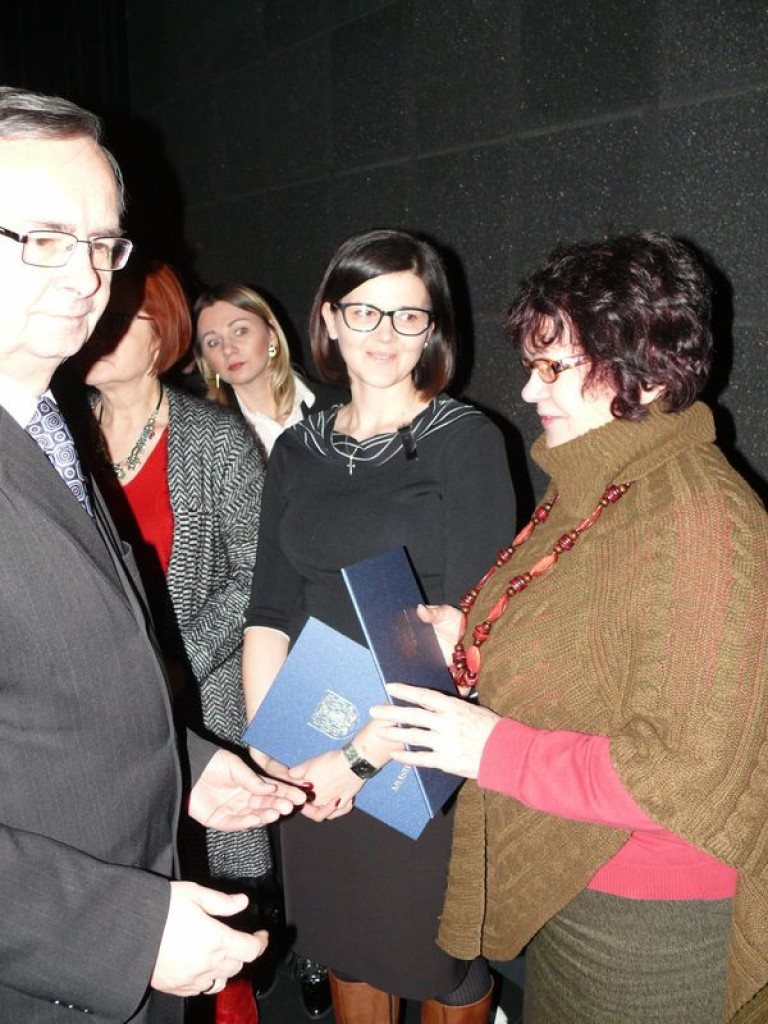 Kapsuła czasu spoczęła w wejściu do ratusza