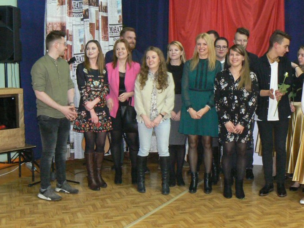 Głowno: porywający spektakl i otwarcie sali teatralnej w ZSLG