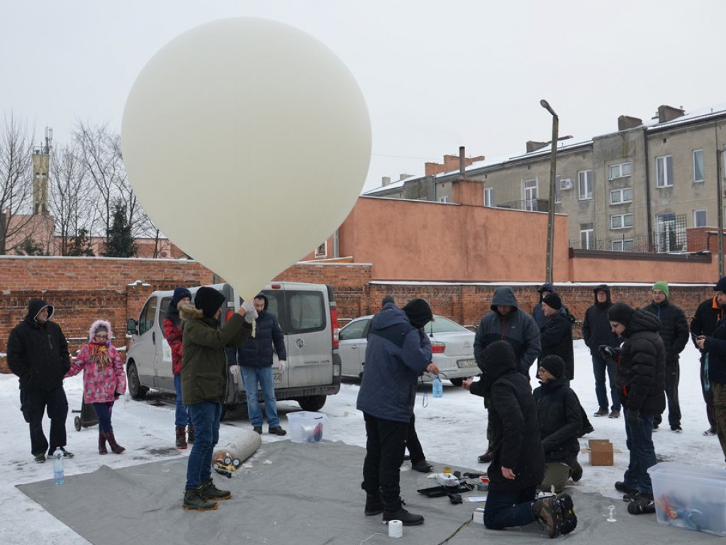 Krótkofalowcy wysłali balon do stratosfery