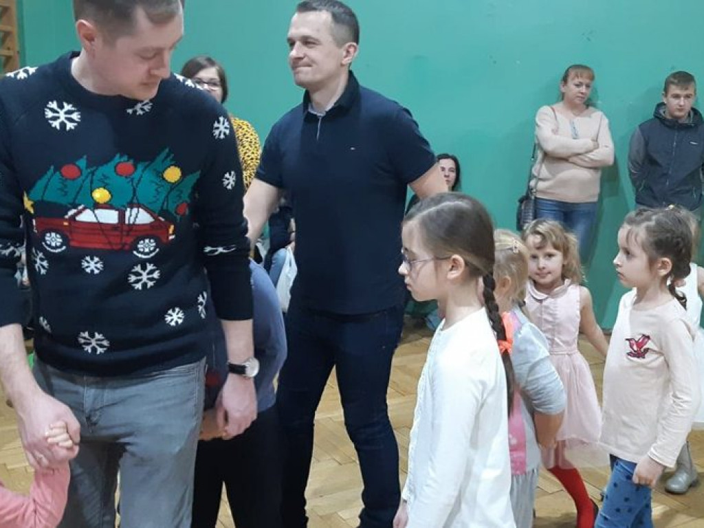 Sobota pod znakiem balów karnawałowych