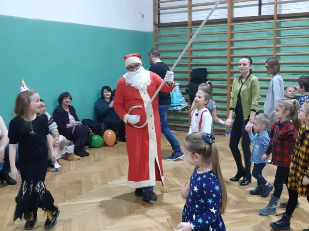 Sobota pod znakiem balów karnawałowych