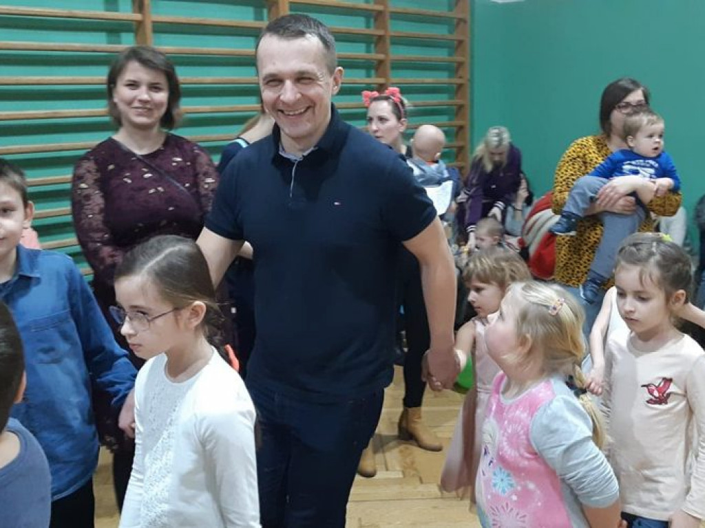 Sobota pod znakiem balów karnawałowych