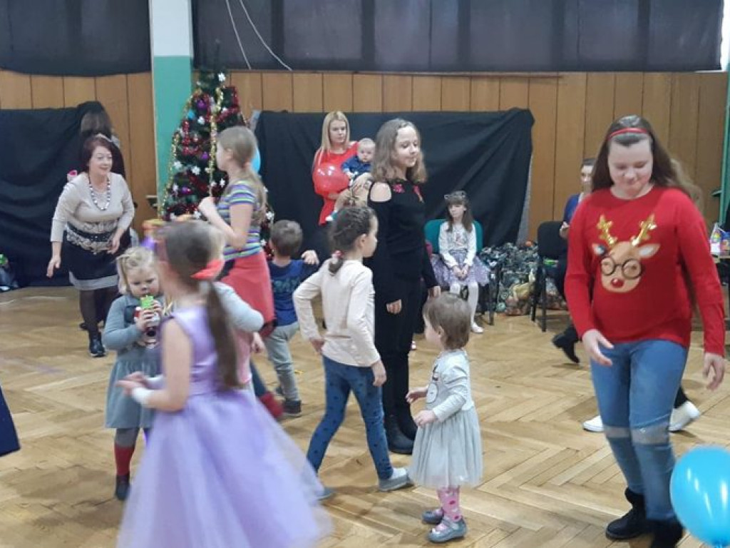 Sobota pod znakiem balów karnawałowych