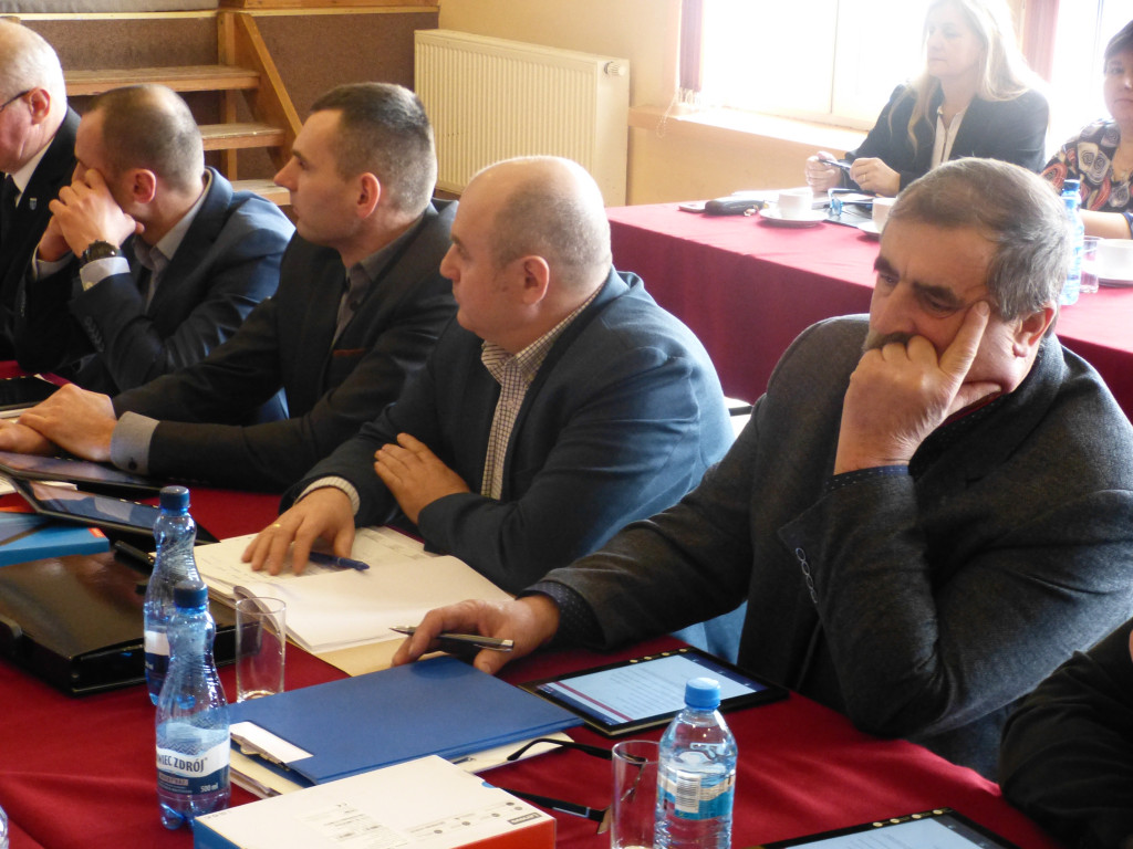 Gmina Łyszkowice: gorąco na sesji budżetowej