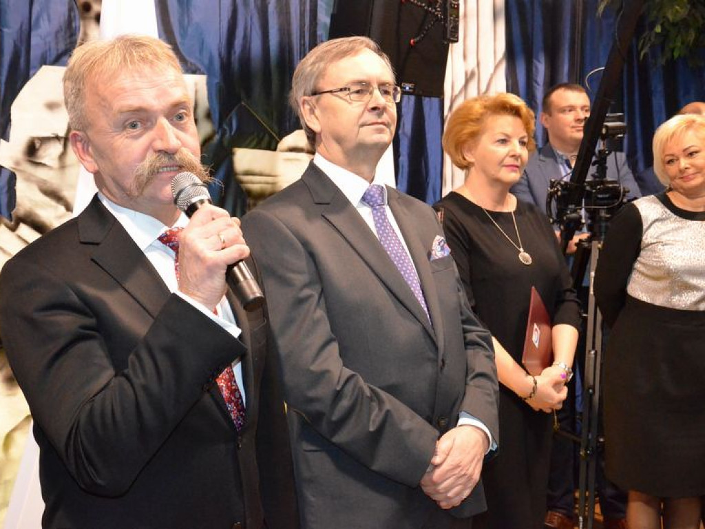 Bal ostatnich klas w Gimnazjum nr 2