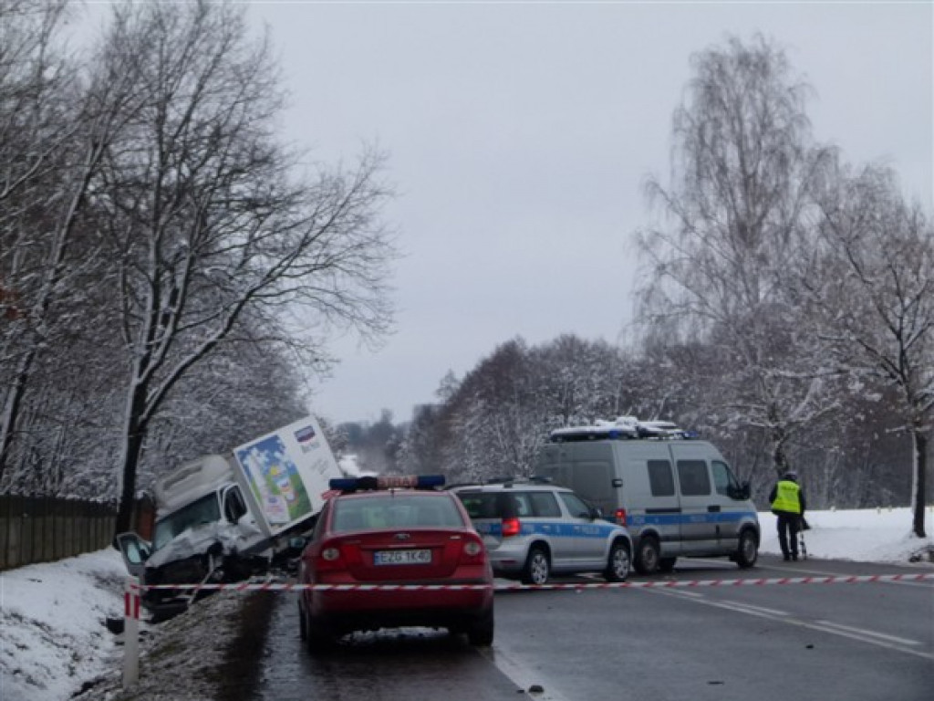 Wypadek w Orzechówku. 2 osoby zginęły. Przejazd DK 14 zablokowany! - aktualizacja