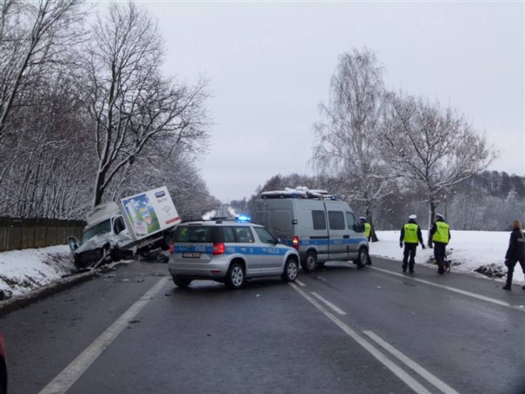 Wypadek w Orzechówku. 2 osoby zginęły. Przejazd DK 14 zablokowany! - aktualizacja
