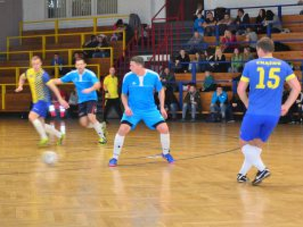 Nadal pięć drużyn walczy o awans