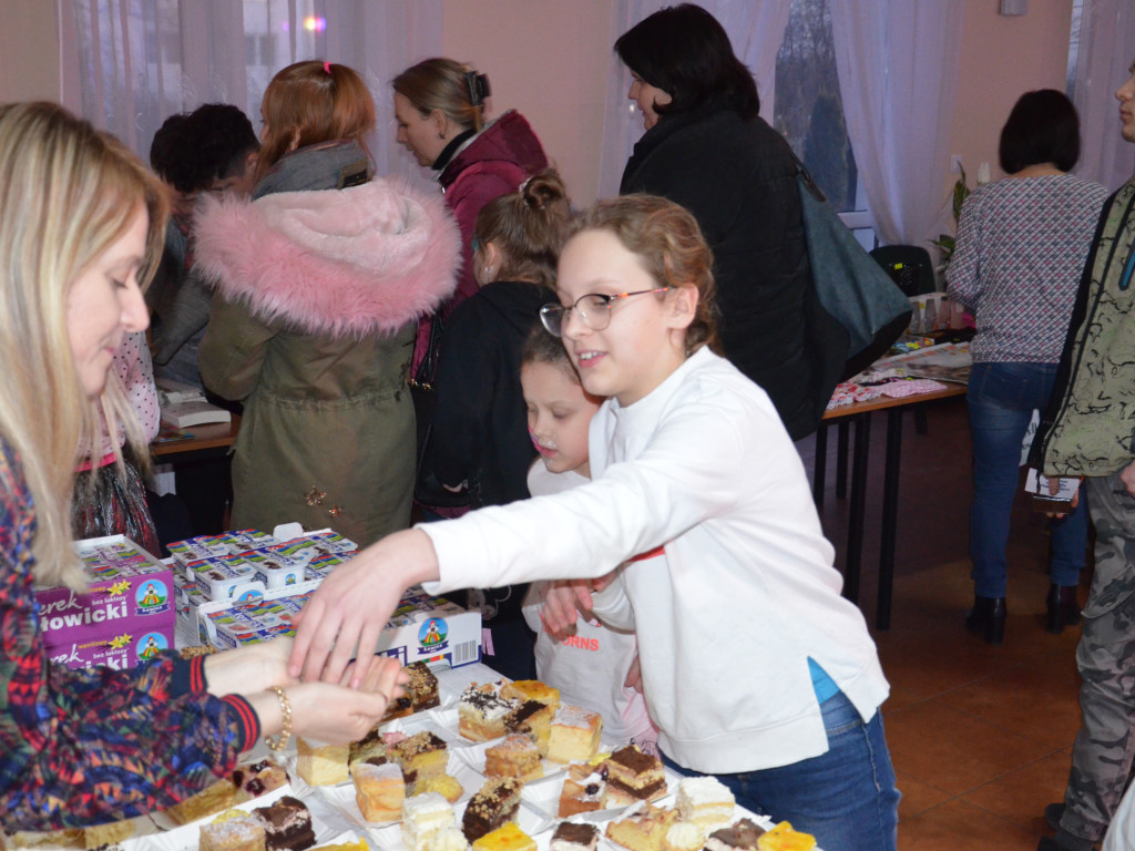 W Mastkach trwa impreza dla Adama Buczka
