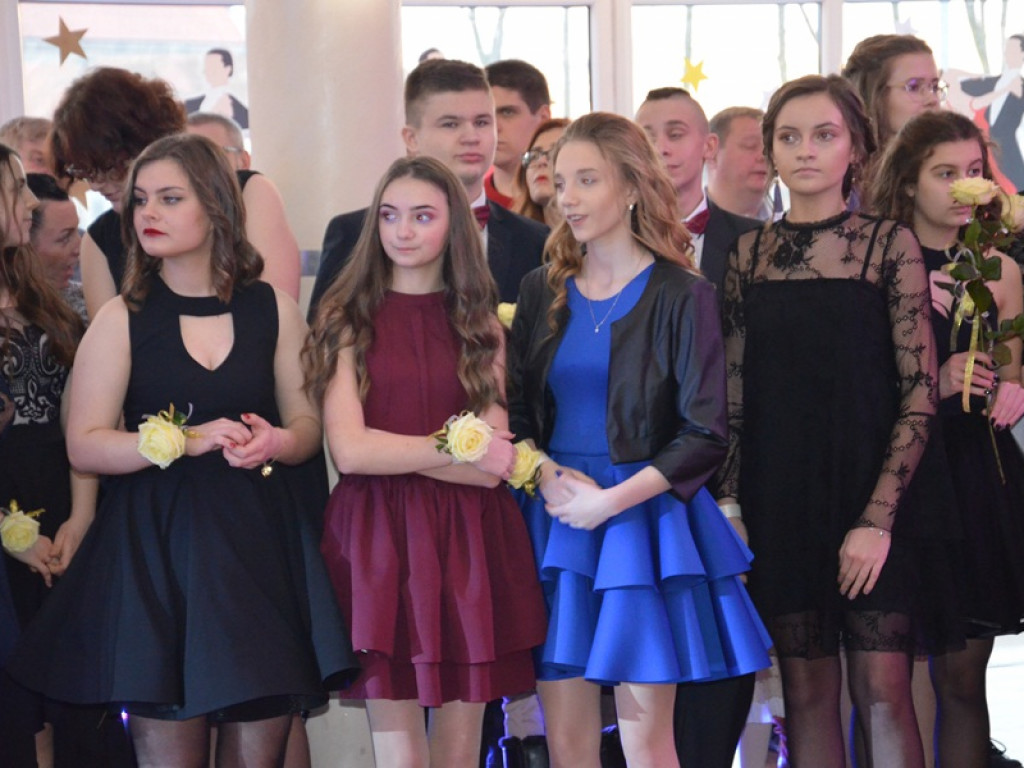 Bal ósmych klas z SP nr 2 w restauracji Szkiełka
