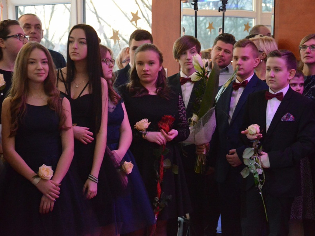 Bal ósmych klas z SP nr 2 w restauracji Szkiełka