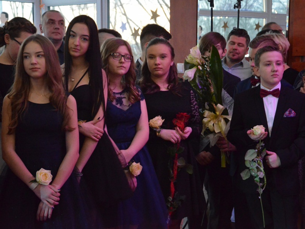 Bal ósmych klas z SP nr 2 w restauracji Szkiełka
