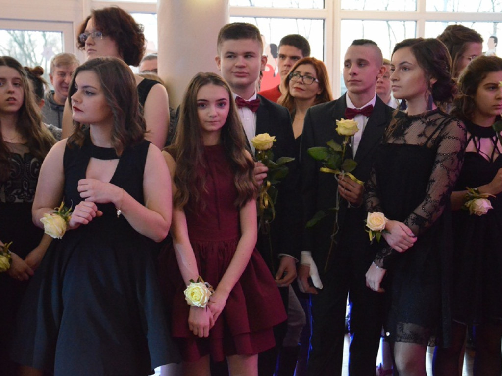 Bal ósmych klas z SP nr 2 w restauracji Szkiełka